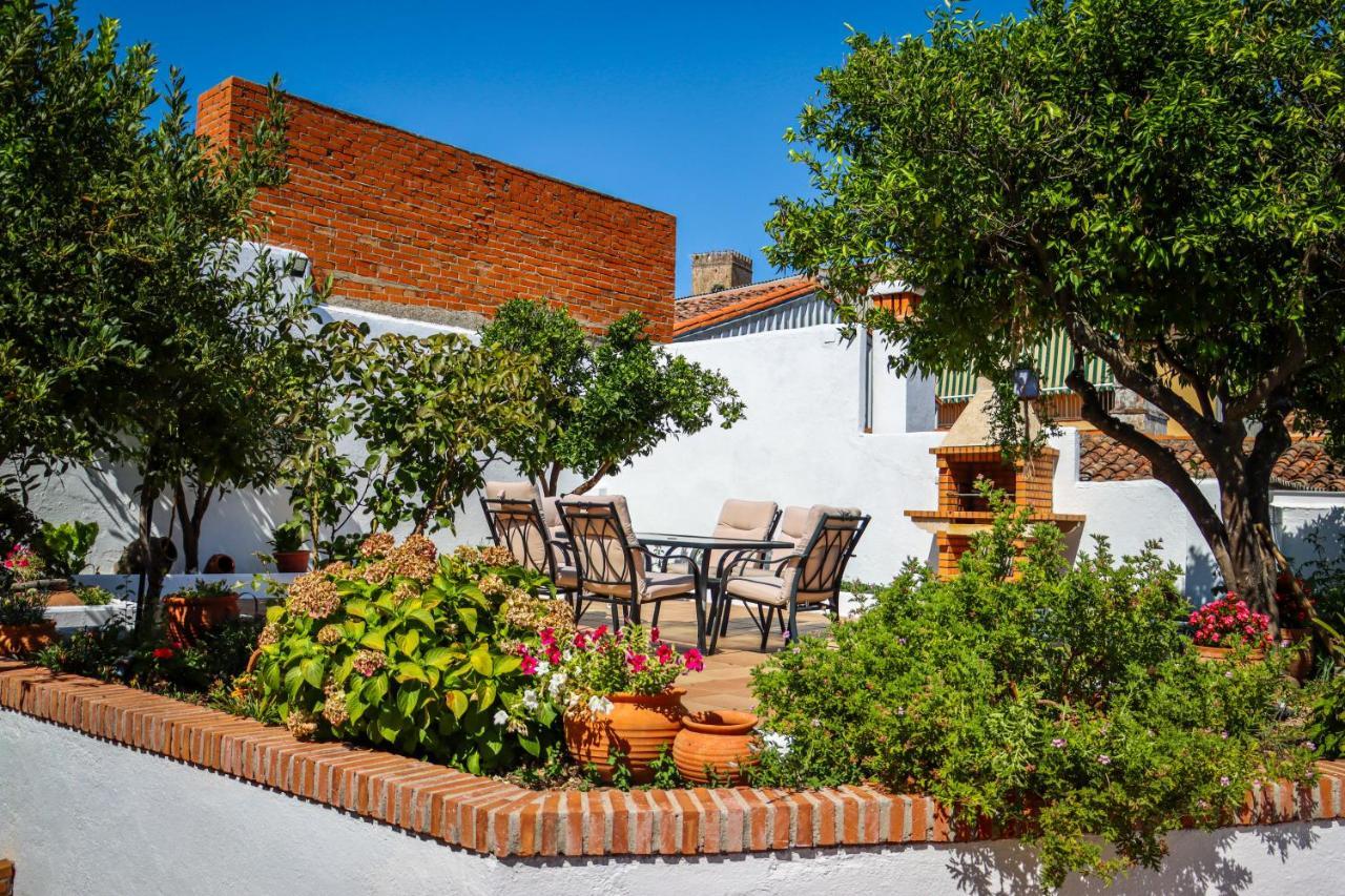 El Patio De Los Naranjos Γουαδελούπη Εξωτερικό φωτογραφία